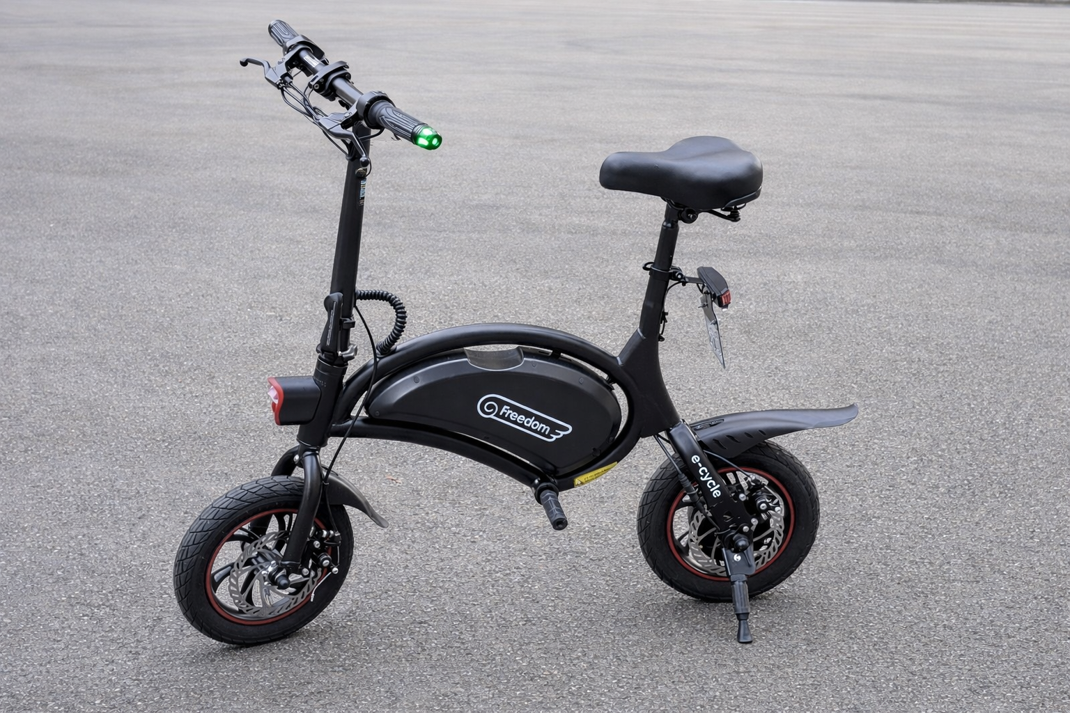 特定小型原付 フリーダム